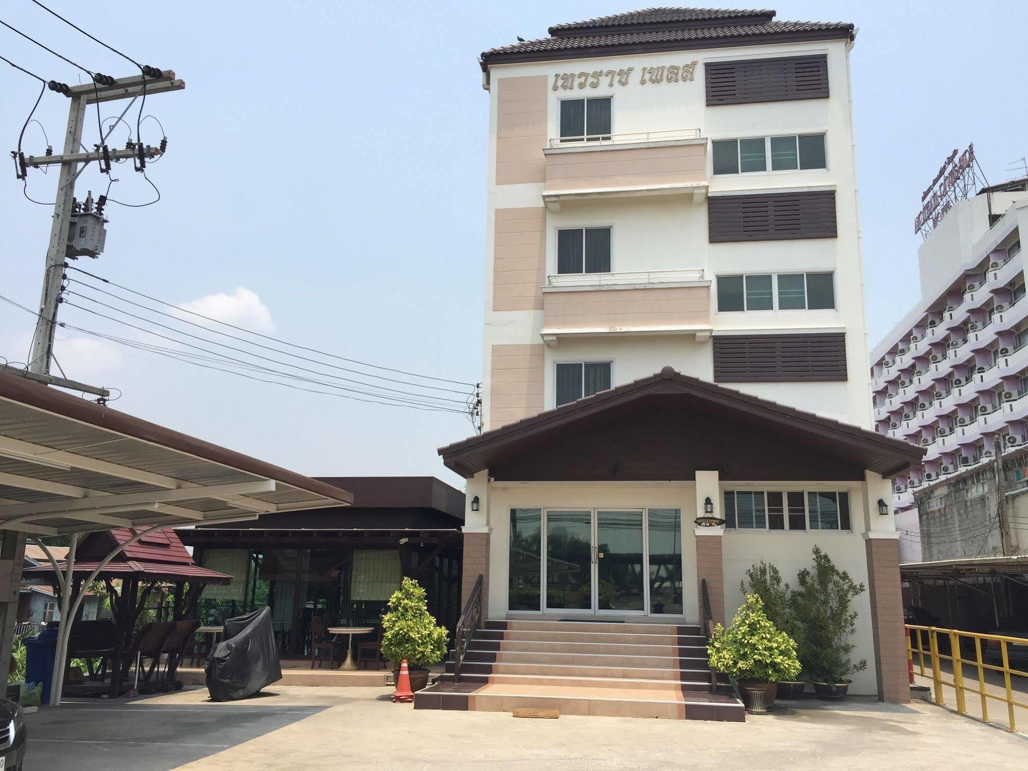 Taevaraj Place Ayutthaya Exteriér fotografie