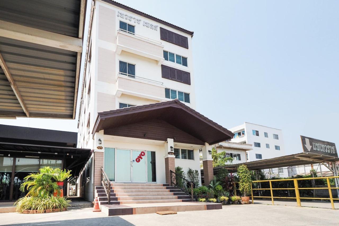 Taevaraj Place Ayutthaya Exteriér fotografie